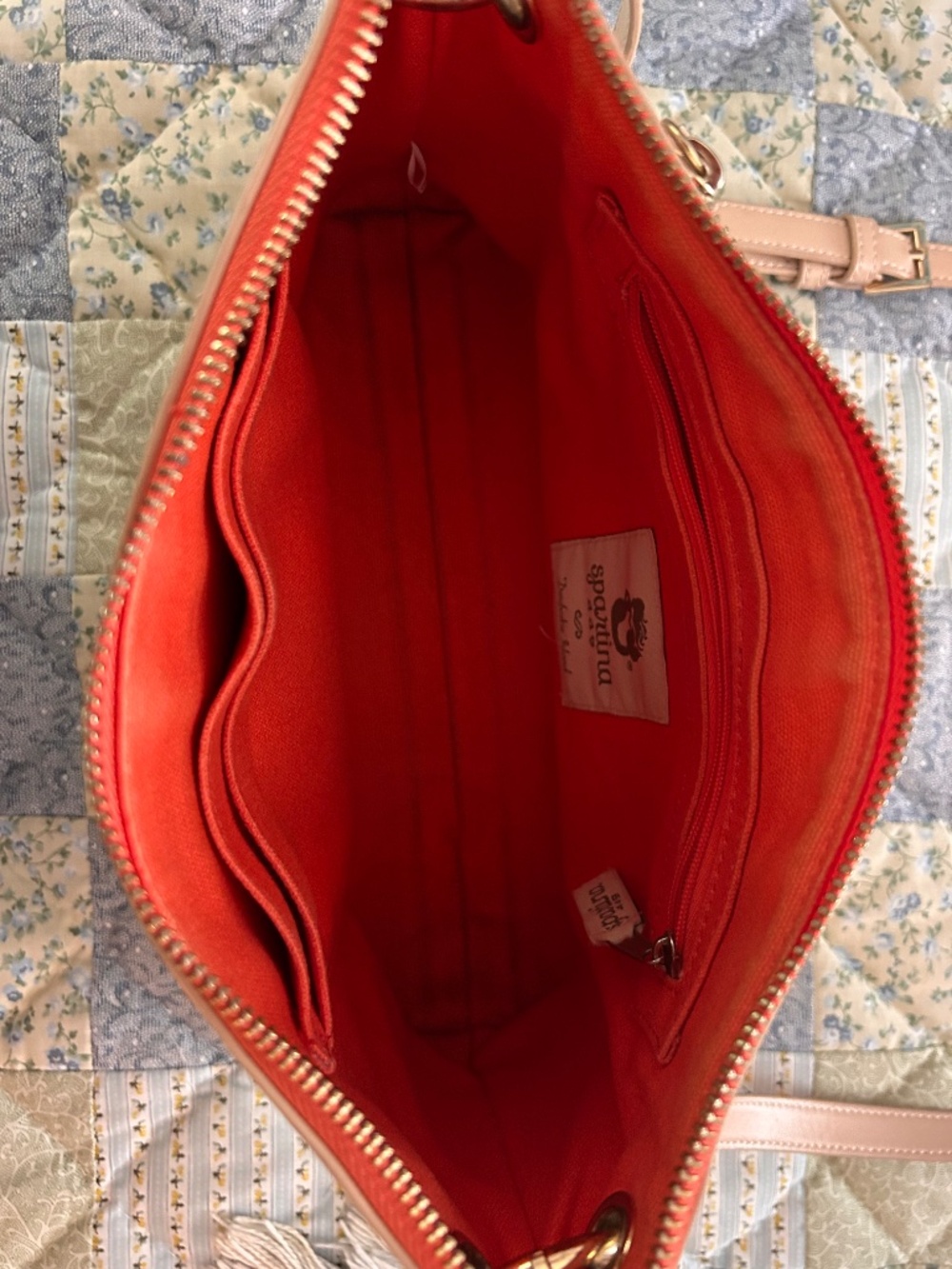 Spartina 449 Cape Cod crossbody bag. - Picture 5 of 7